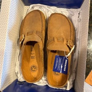 Brand new Buckley Cognac Birkenstocks